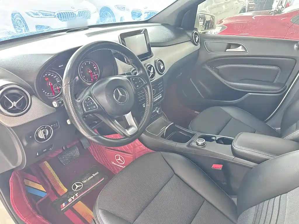 Mercedes-Benz B-Class 2015 — фото 11