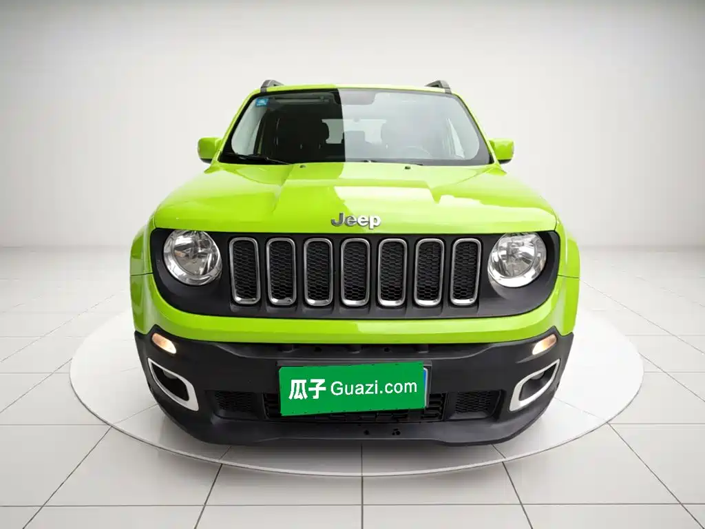 Jeep Renegade 2017 — фото 3