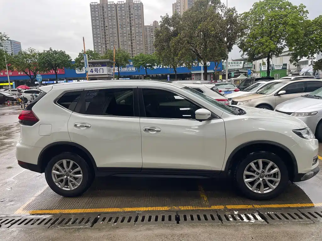 Nissan X-Trail 2020 — фото 14