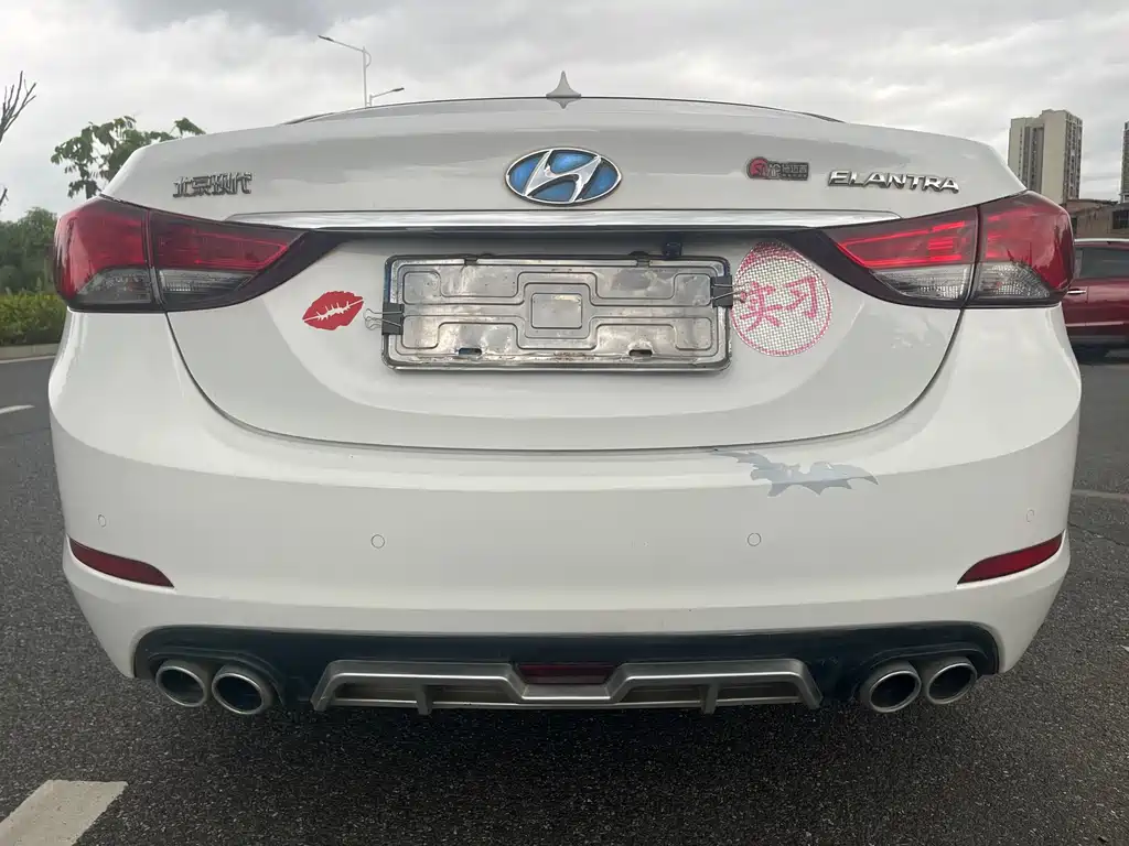 Hyundai Elantra 2017