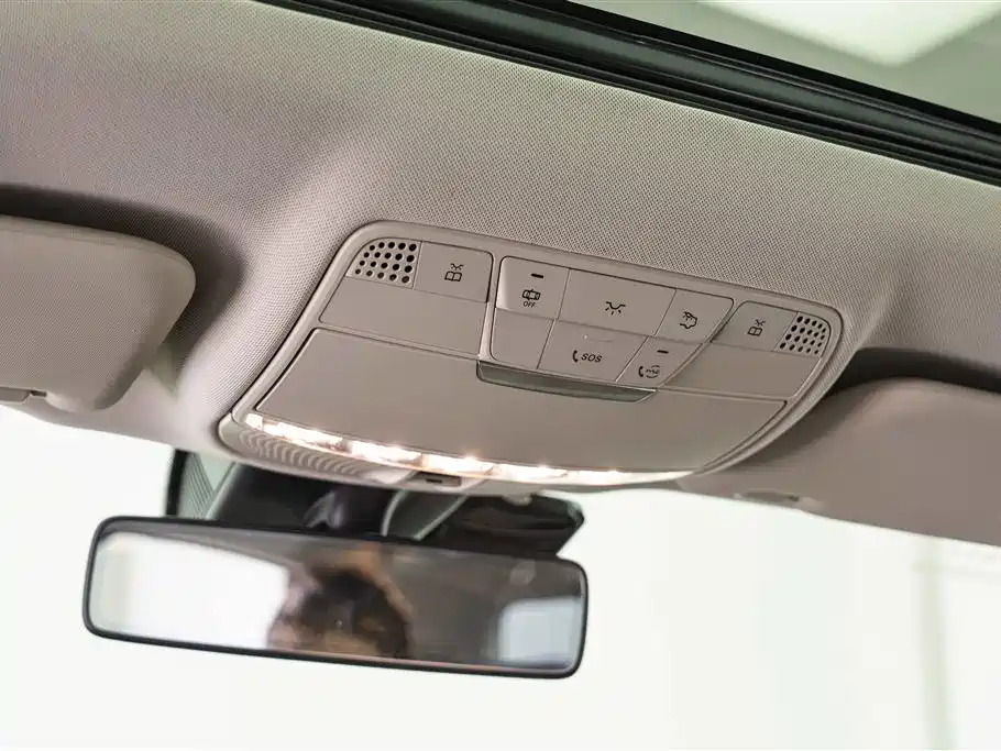 Mercedes-Benz E-Class 2023 — фото 24