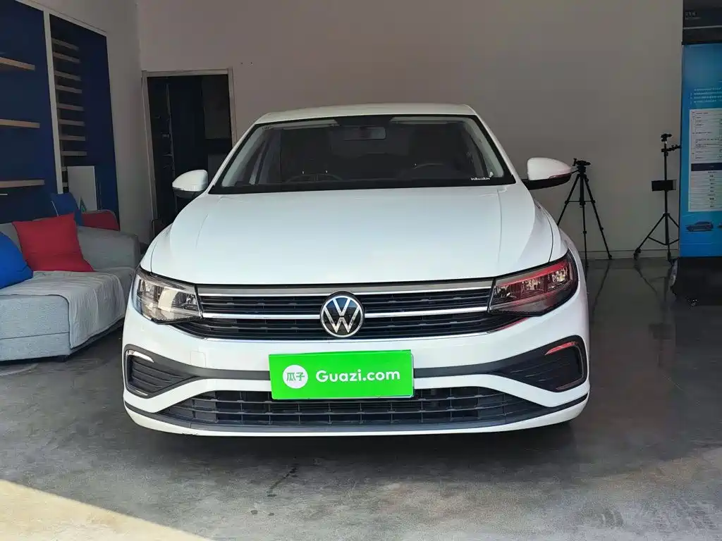Volkswagen Bora 2024