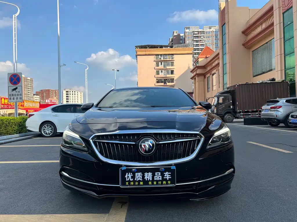 Buick LaCrosse 2018 — фото 2