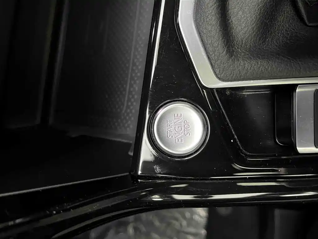 Volkswagen X 2022