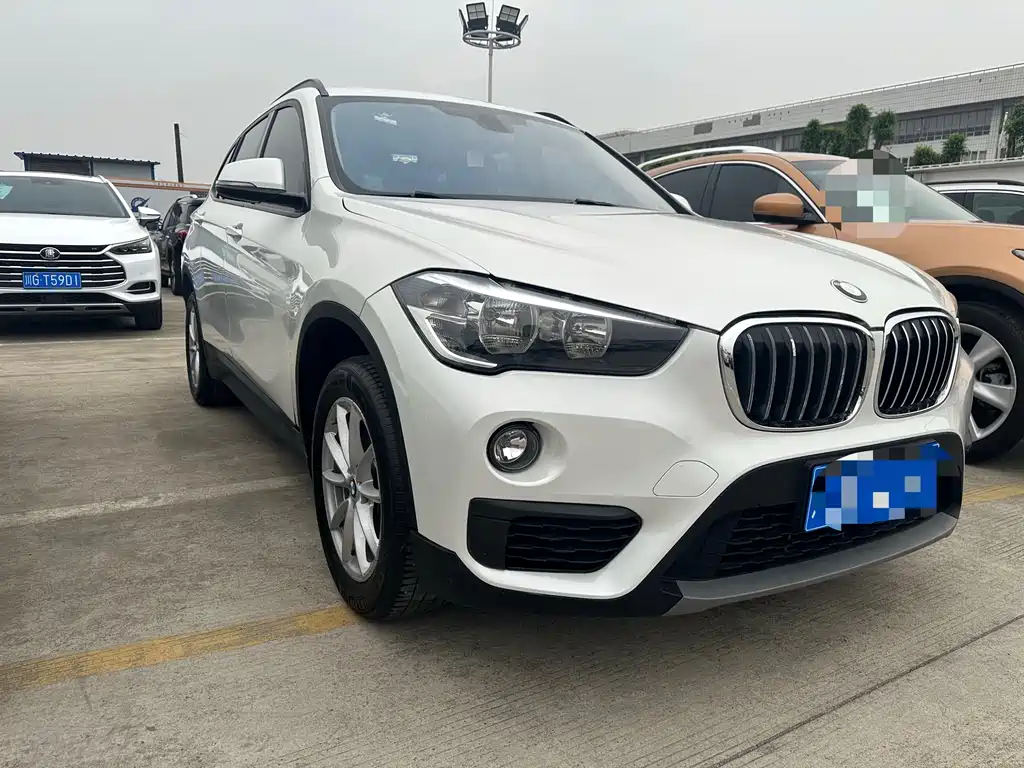 BMW X1 2019 — фото 3