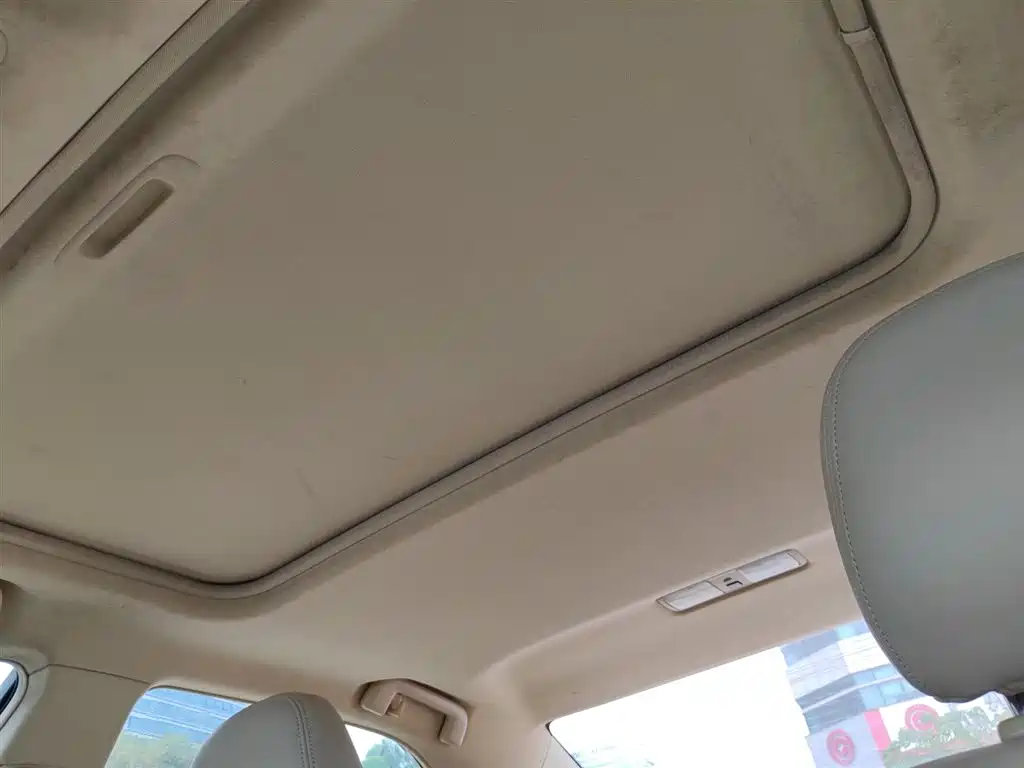 Toyota Camry 2015 — фото 14