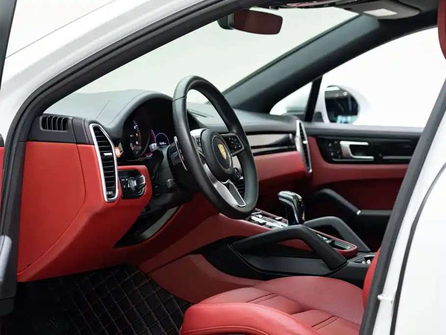 Porsche Cayenne New Energy 2020 — фото 10
