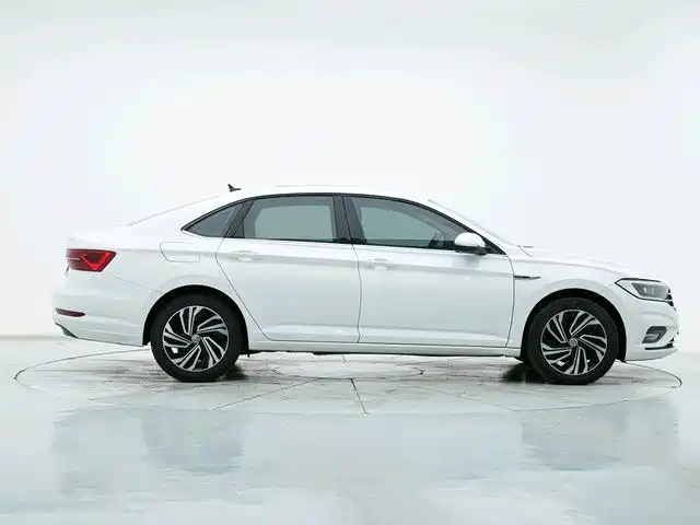 Volkswagen Sagitar 2022