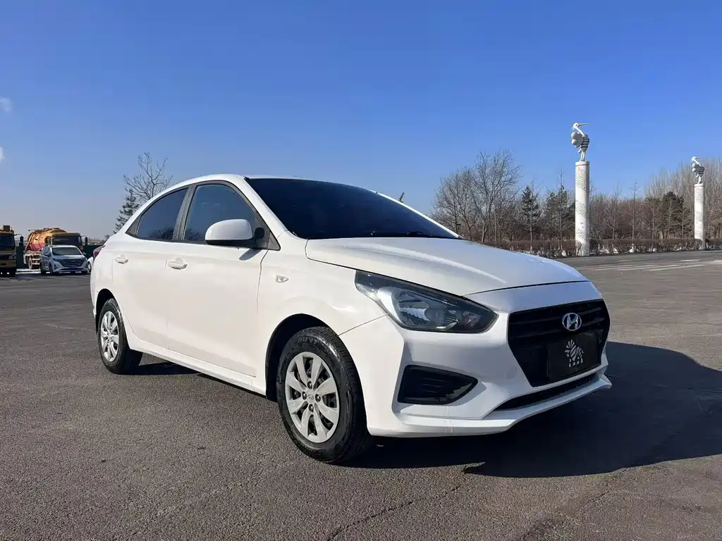 Hyundai Verna 2019 — фото 3