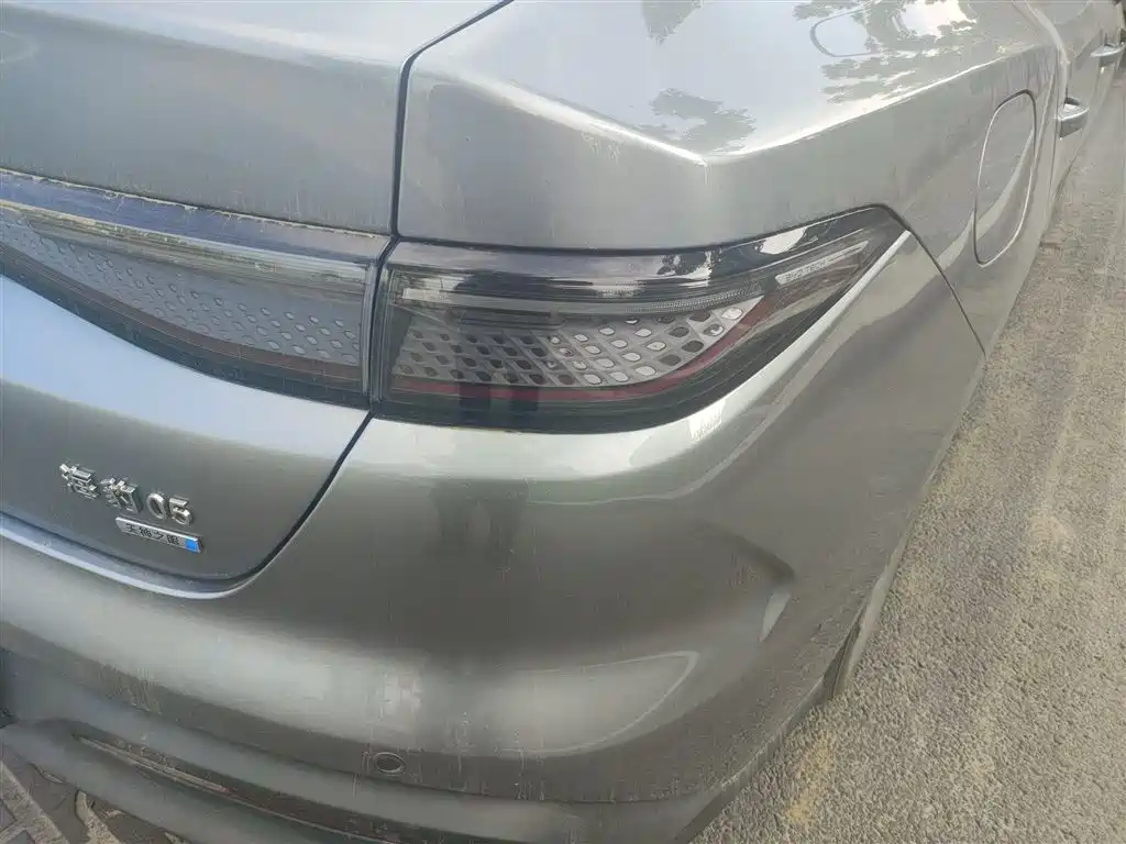 BYD Seal 05 DM-i 2025 — фото 8