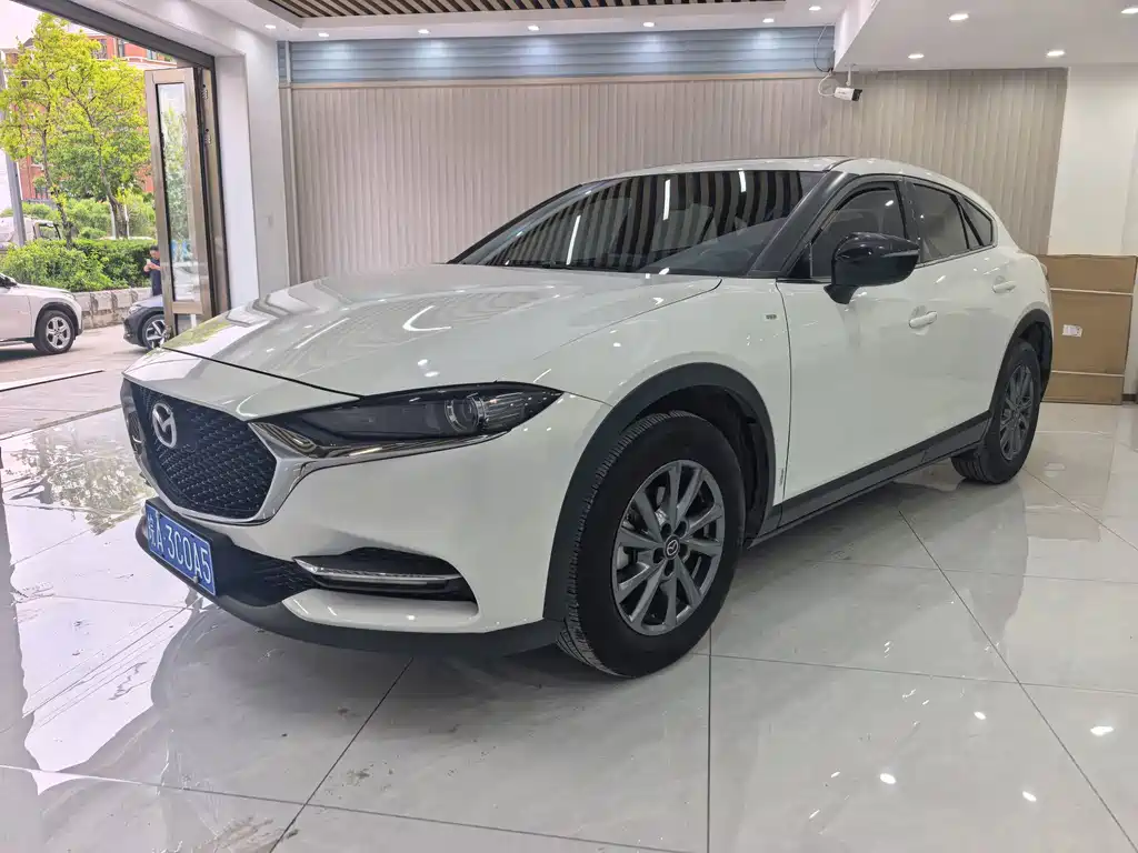 Mazda CX-4 2021
