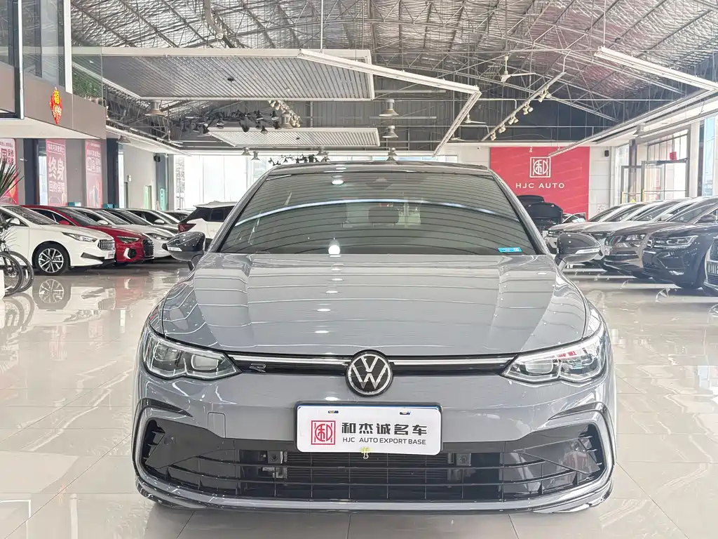 Volkswagen Golf 2021