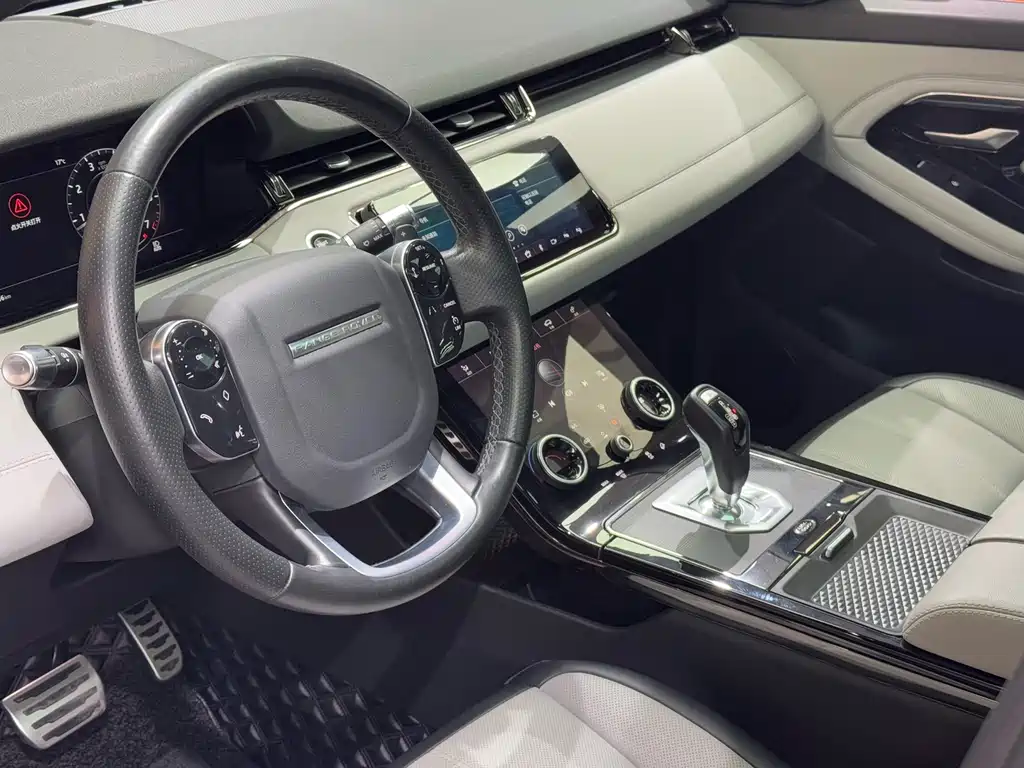 Land Rover Evoque 2020 — фото 18