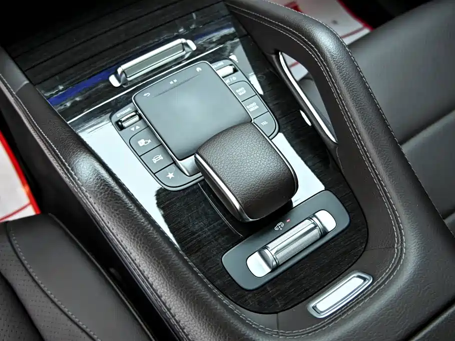 Mercedes-Benz GLS 2021 — фото 18