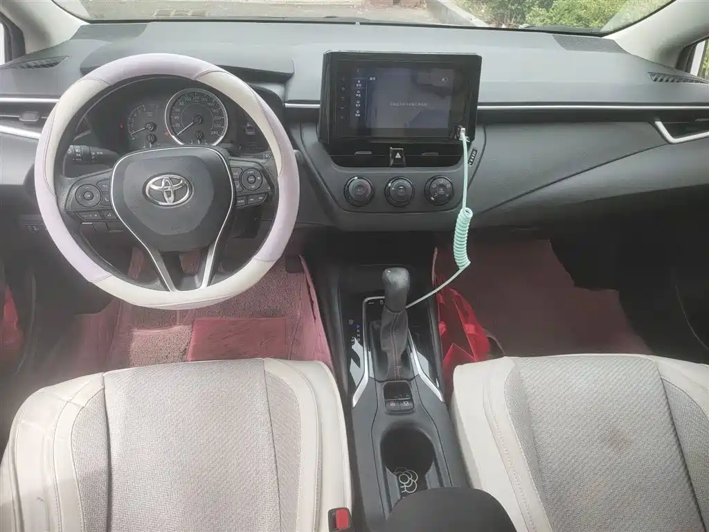 Toyota Corolla 2022 — фото 13