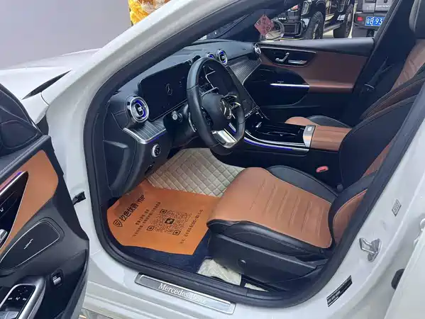 Mercedes-Benz C-Class 2021