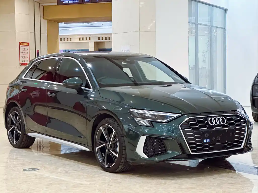Audi A3 2023 — фото 20