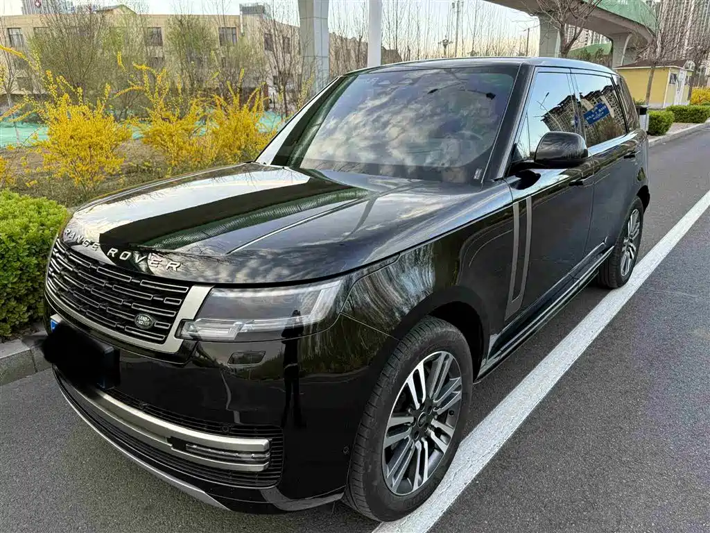 Land Rover Range Rover 2023 — фото 1