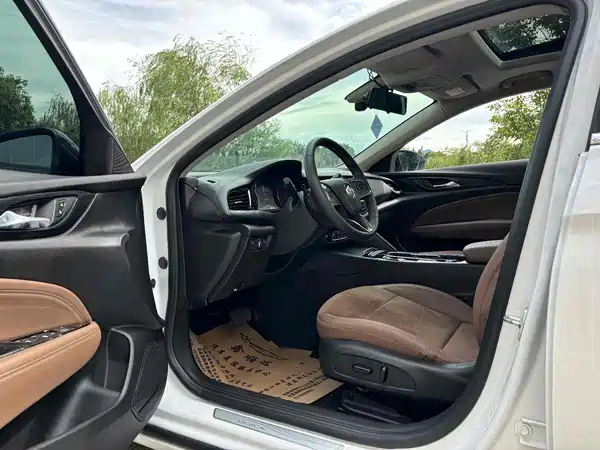 Buick Regal 2021