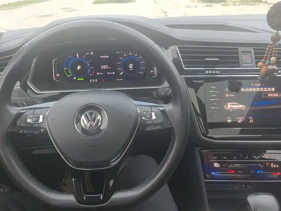 Volkswagen Tiguan L PHEV 2021 — фото 13