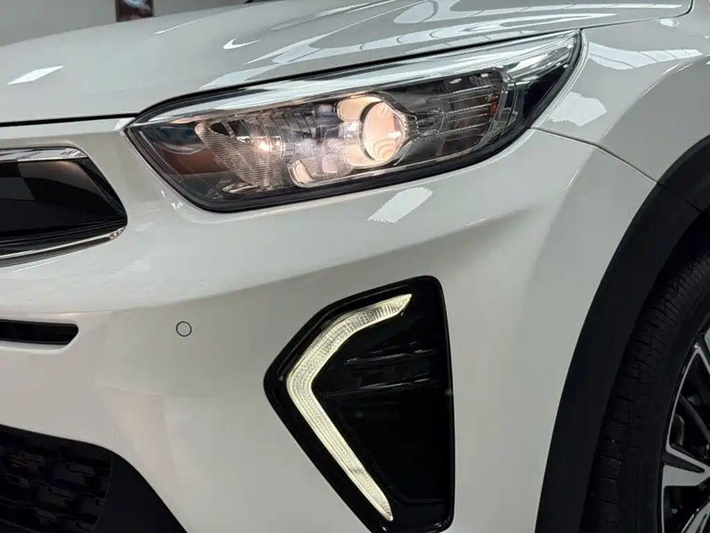 Kia KX1 2022 — фото 21