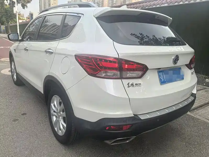 Dongfeng Fengshen AX7 2016 — фото 14