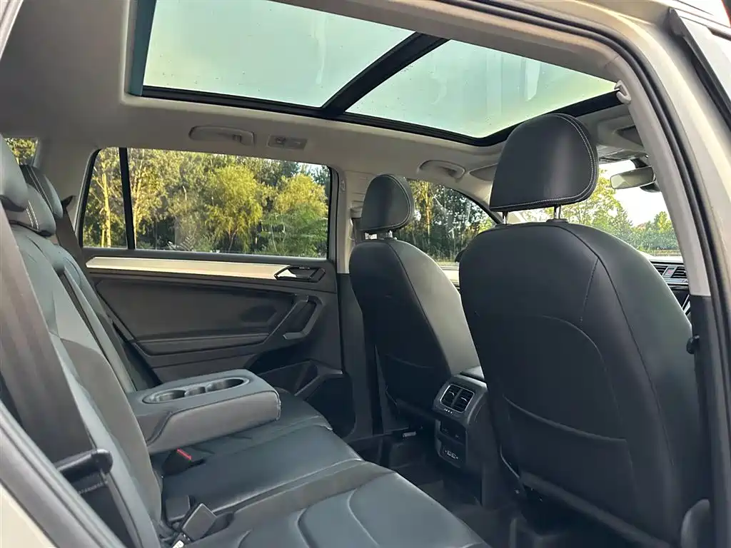 Volkswagen Tiguan L 2019 — фото 20