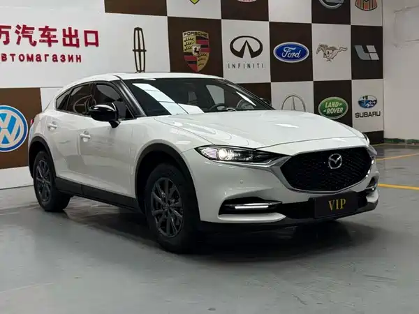 Mazda CX-4 2023
