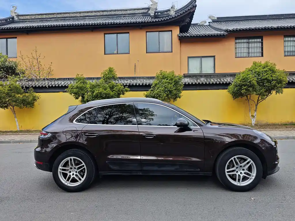 Porsche Macan 2019 — фото 4