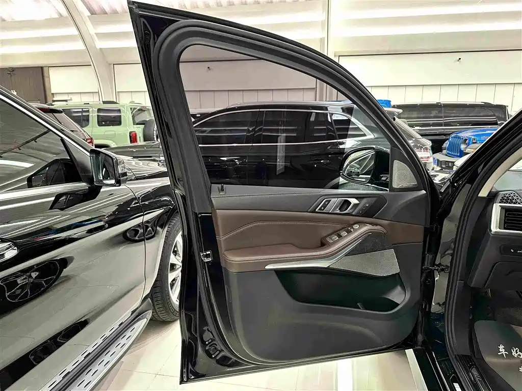 BMW X5 2024 — фото 13