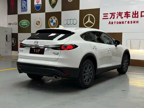 Mazda CX-4 2023