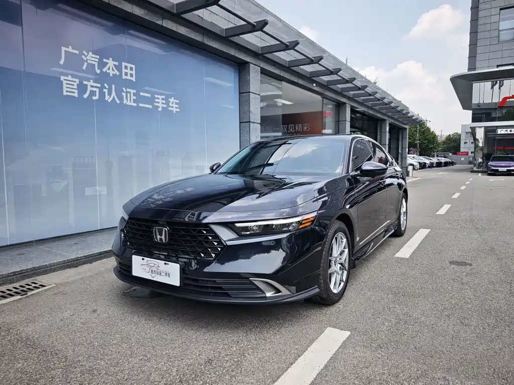 Honda Accord 2023 — фото 1