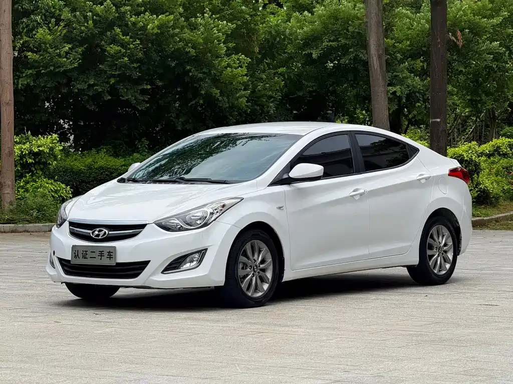 Hyundai Elantra Langdong 2015