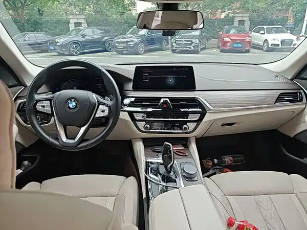 BMW 5 Series 2020