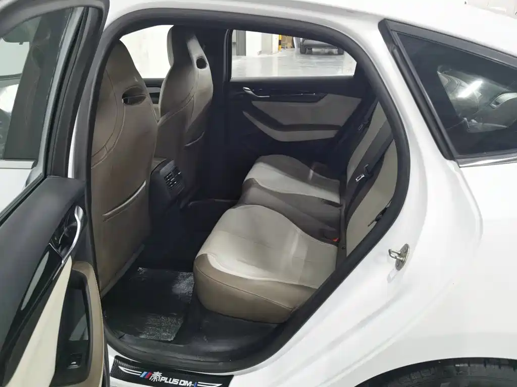 BYD Qin PLUS 2023 — фото 15