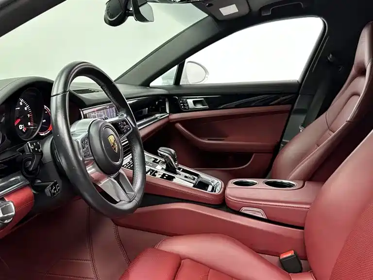 Porsche Panamera 2021 — фото 11