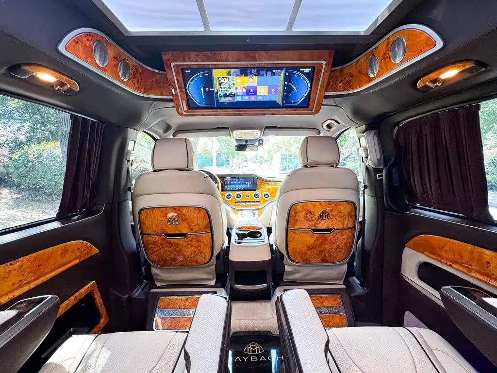 Mercedes-Benz Vito 2023 — фото 14