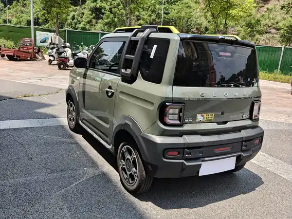 Geely Galaxy Panda 2025