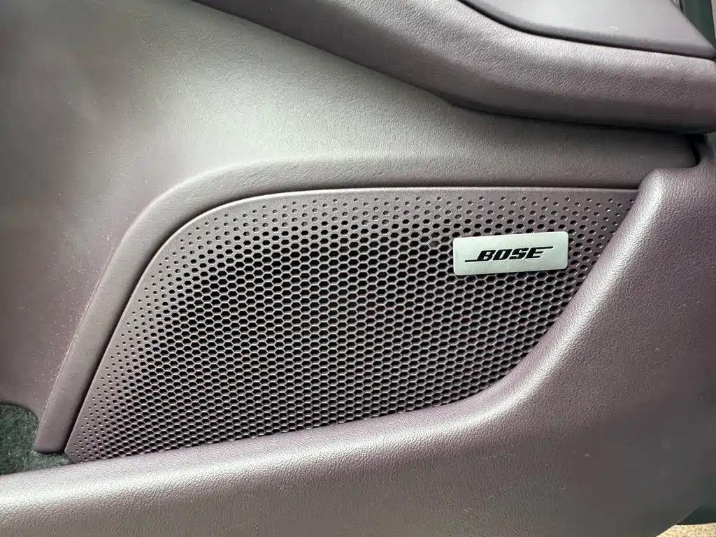 Porsche Taycan 2021 — фото 10