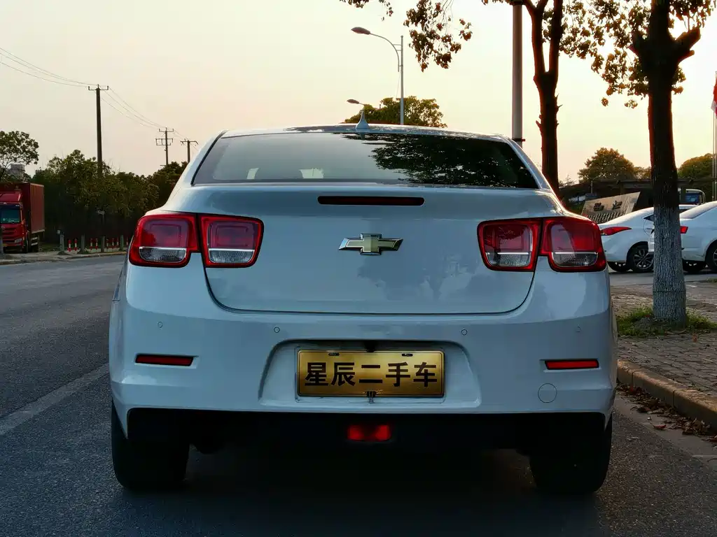 Chevrolet Malibu 2015 — фото 13