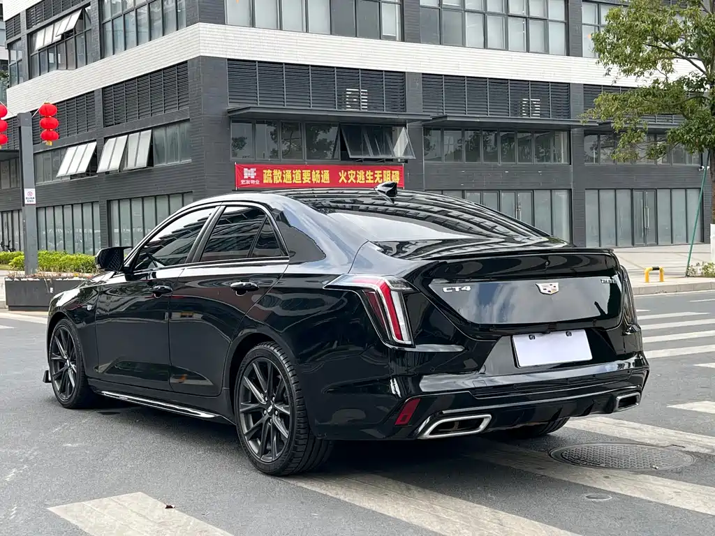 Cadillac CT4 2021 — фото 4