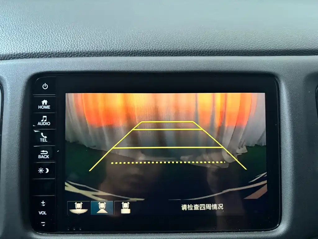 Honda Vezel 2022 — фото 15