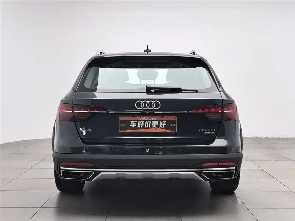 Audi A4 2022 — фото 4