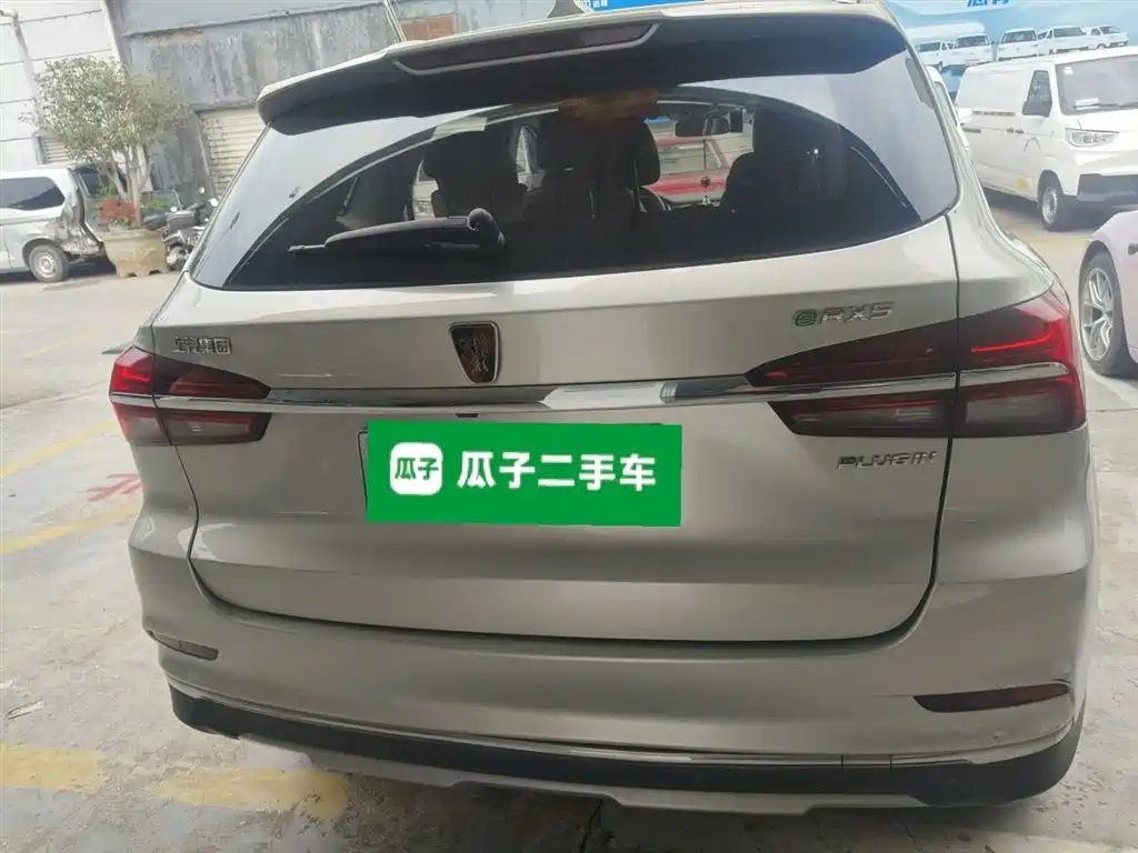 Roewe RX5 New Energy 2020 — фото 4