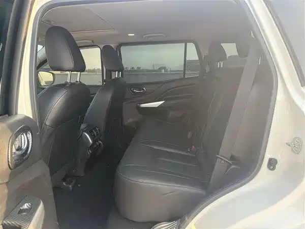 Nissan Terra 2022