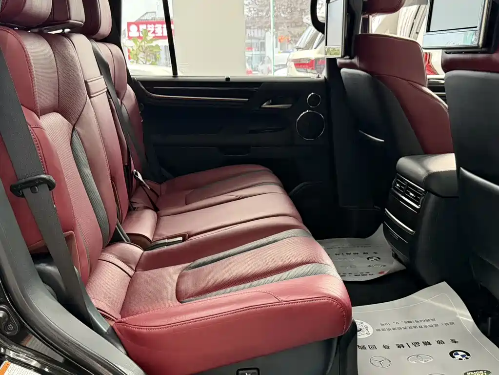 Lexus LX 2020 — фото 14