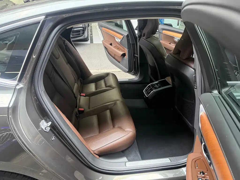 Volvo S90 2020 — фото 14