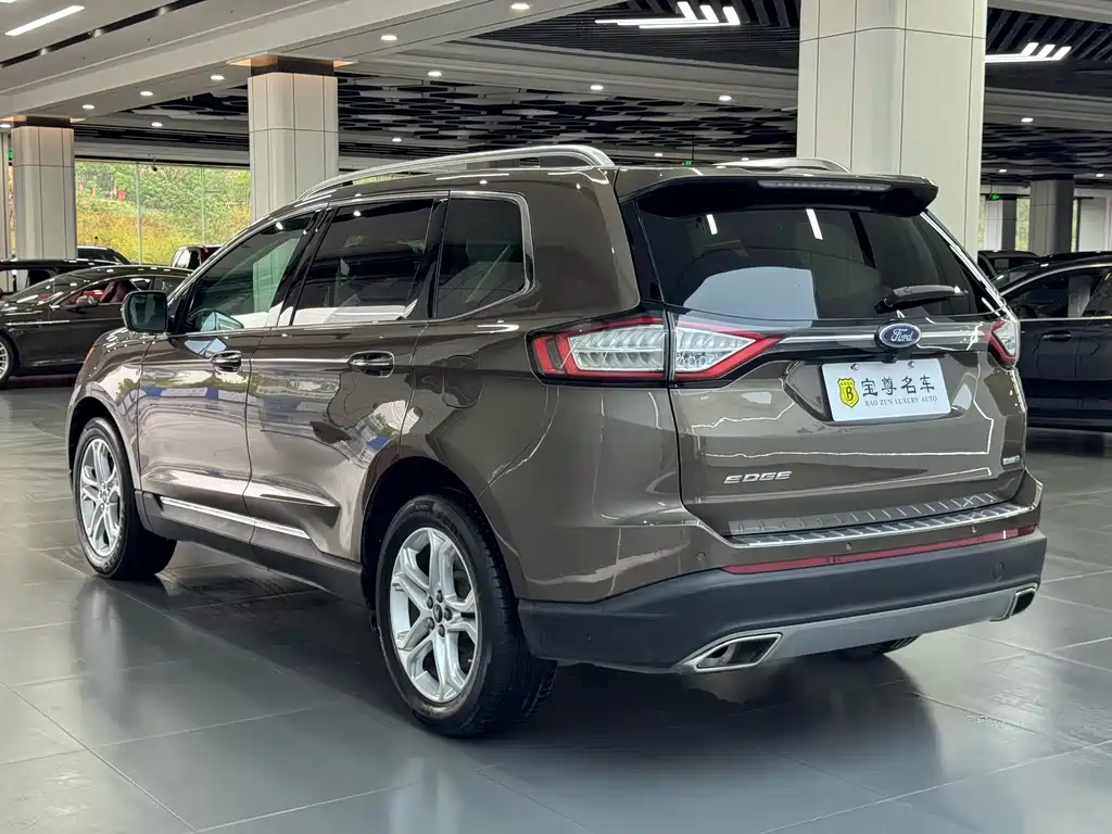 Ford Edge 2016 — фото 4