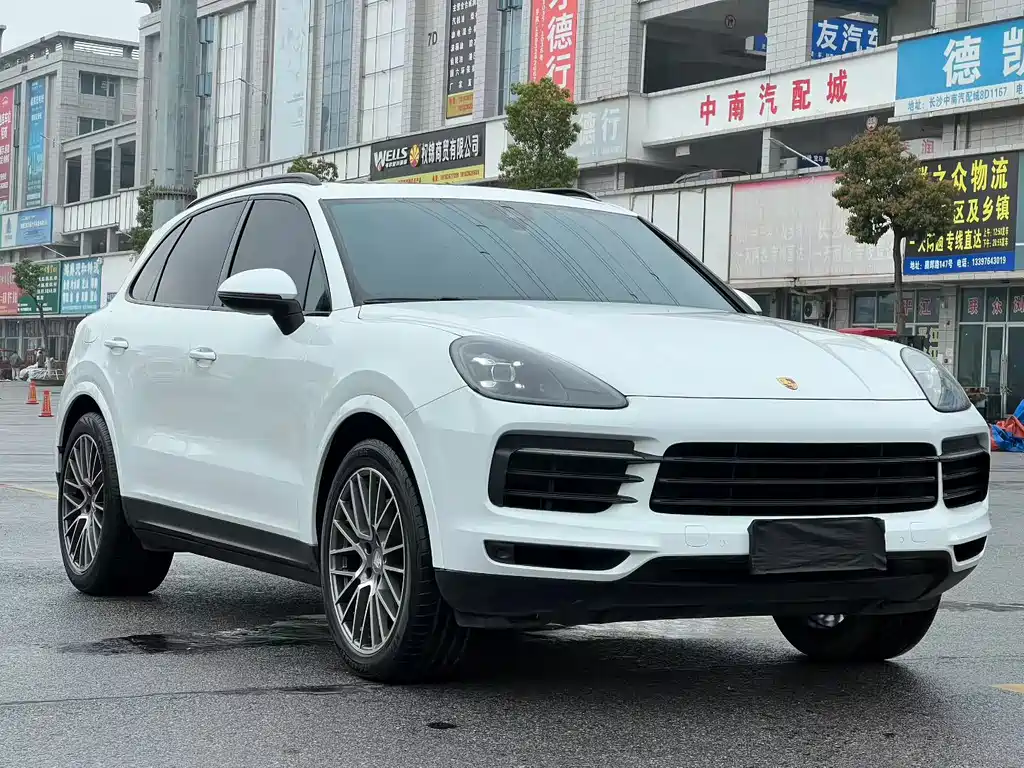 Porsche Cayenne 2019 — фото 3