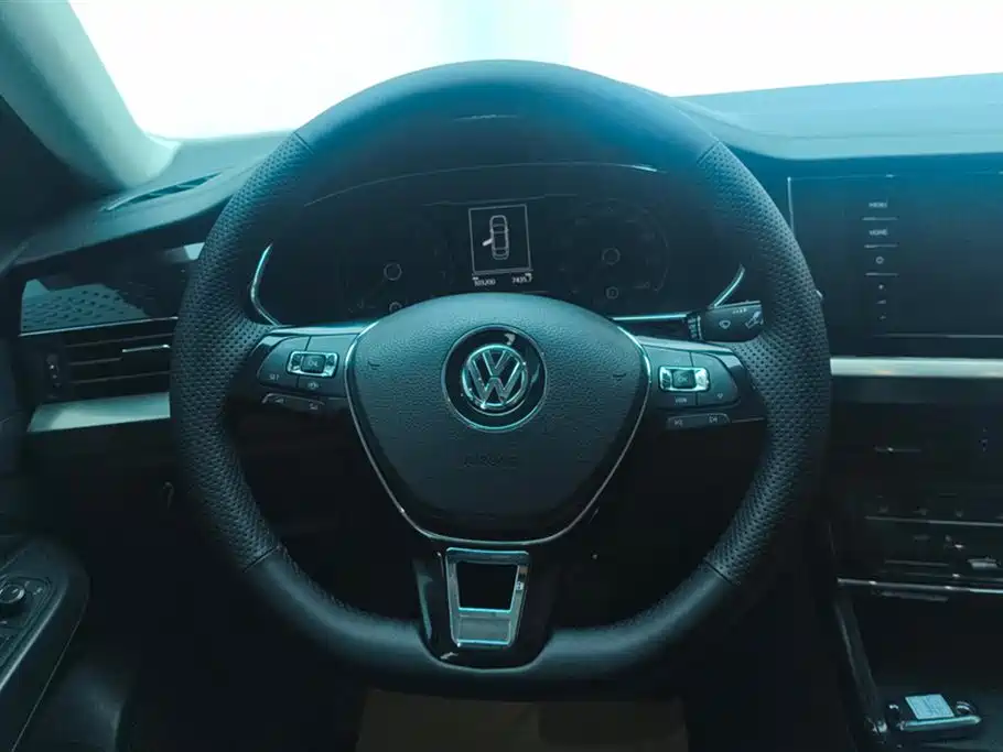 Volkswagen Passat 2020 — фото 15